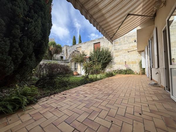 Maison ancienne Hyper centre de Rochefort, emplacement idéal