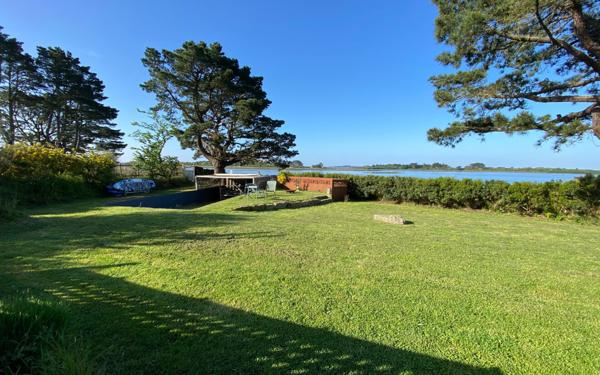 Maison à vendre    7 pièces •  Séné