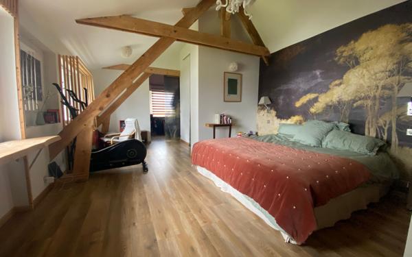 Maison à vendre    7 pièces •  Séné