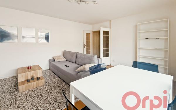 Appartement à louer    2 pièces • 50 m2 Lyon 8