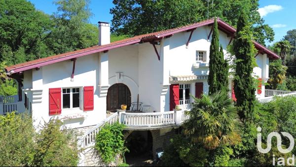 Maison d’architecte 7 pièces de 329 m² à Saint-Martin-de-Seignanx (40390)