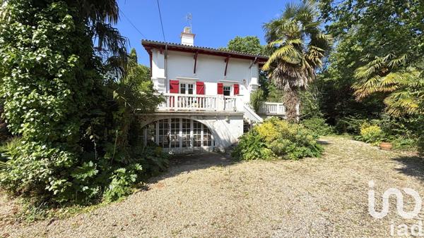 Maison d’architecte 7 pièces de 329 m² à Saint-Martin-de-Seignanx (40390)
