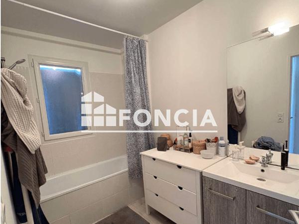 Location Maison 4 pièces 80.01 m² - 20 RUE OLYMPE DE GOUGE Nieul Sur Mer 17137