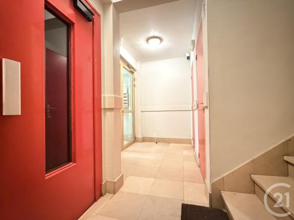 Appartement F1 à vendre  1 pièce - 30,27 m 2   PARIS  - 75009