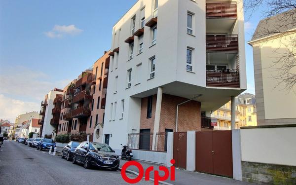 Appartement à vendre    3 pièces • 64 m2 Strasbourg