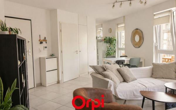 Appartement à vendre    3 pièces • 64 m2 Strasbourg