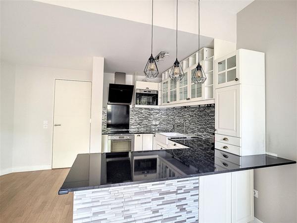 Puteaux (92800) Appartement 3 pièces loué – 76 m² – Résidence récente – Rentabilité attractive