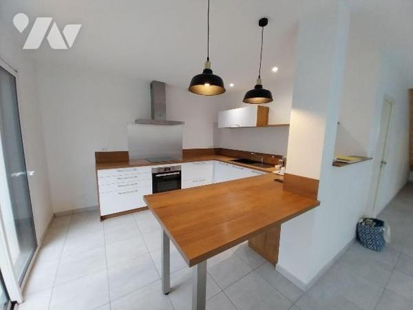VITRE. Quartier Sud/Bouffort, belle maison contemporaine de 2019 dans lotissement calme,  de ty...