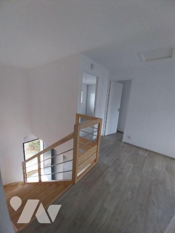 VITRE. Quartier Sud/Bouffort, belle maison contemporaine de 2019 dans lotissement calme,  de ty...