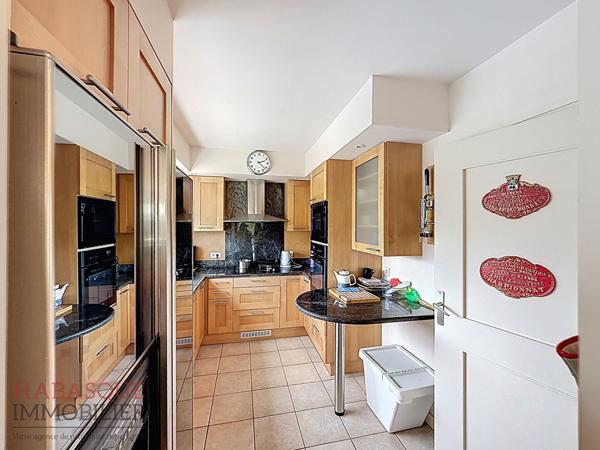 Maison Landerneau 7 pièce(s) 204 m2 , Landerneau