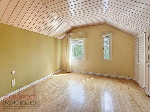 Maison Landerneau 7 pièce(s) 204 m2 , Landerneau