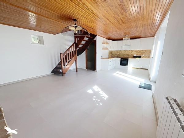 Maison à vendre 218 325 € Crozon 4 p 69 m² DPE F