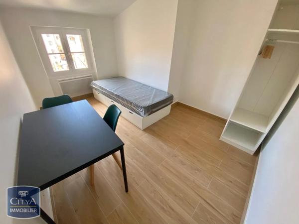Appartement à louer 1 pièce 22.5m² Toulon (83000)