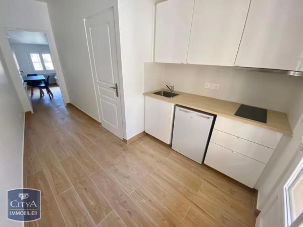 Appartement à louer 1 pièce 22.5m² Toulon (83000)