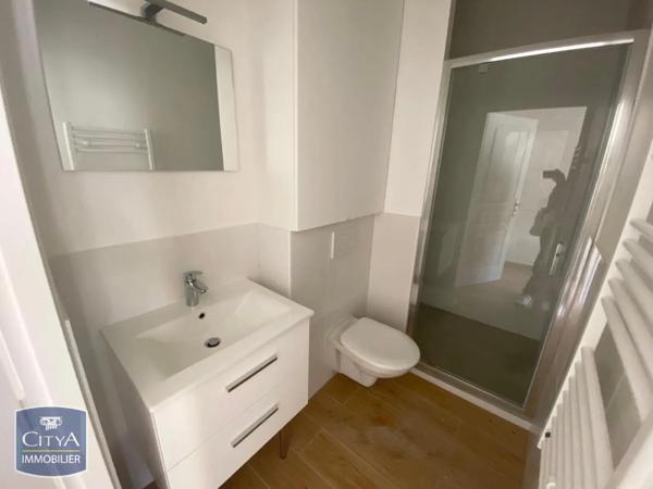 Appartement à louer 1 pièce 22.5m² Toulon (83000)