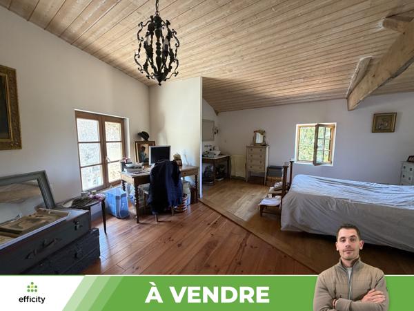 Maison
         9 pièces
        - 260 m² 189 000 € *