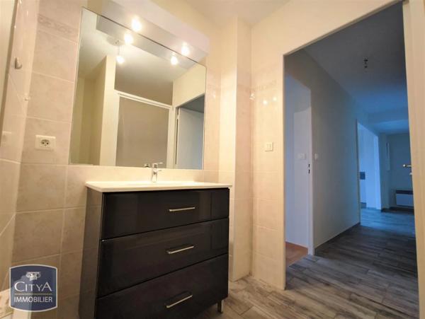 Appartement à louer 2 pièces 49m²