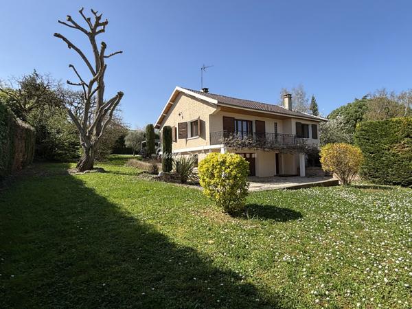 Maison 5 pièce(s) 4 chambre(s) 220 m²