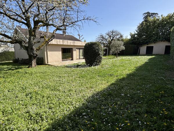 Maison 5 pièce(s) 4 chambre(s) 220 m²