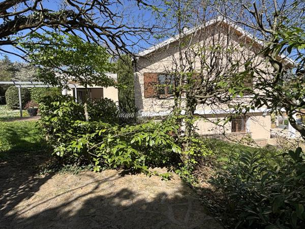 Maison 5 pièce(s) 4 chambre(s) 220 m²