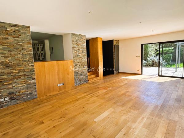 Maison 5 pièce(s) 4 chambre(s) 220 m²