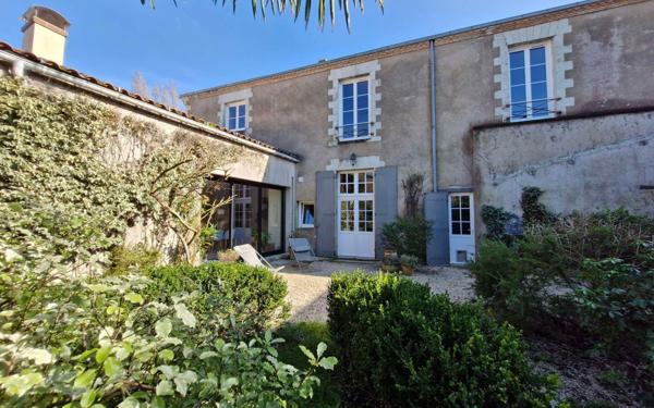 Maison à vendre    7 pièces •  Rocheservière