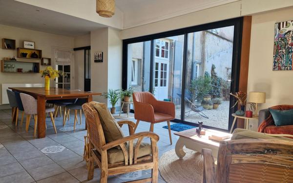 Maison à vendre    7 pièces •  Rocheservière