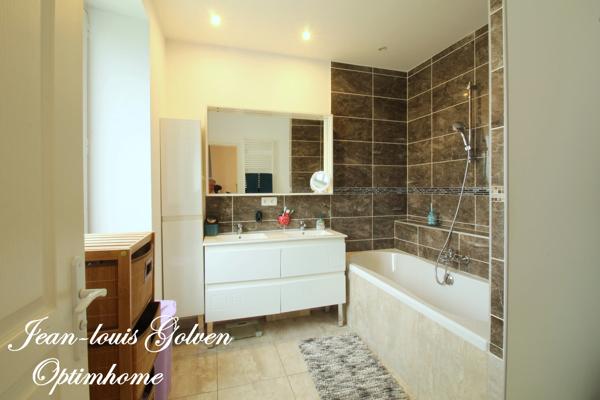 Maison à vendre 4 pièces SEVERAC LE CHATEAU (12)