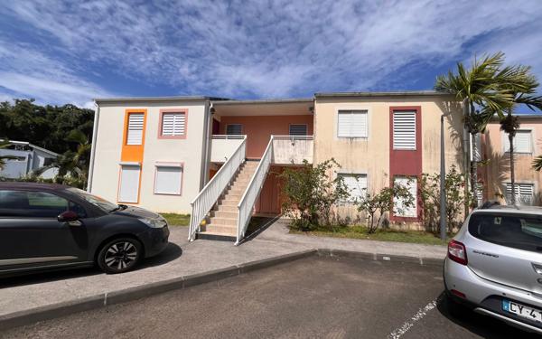 Appartement à vendre    3 pièces • 56 m2 Lamentin