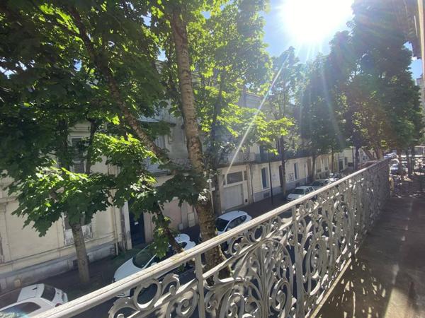 03200 VICHY -MAISON - APPARTEMENT DE 4 PIÈCES AVEC BALCONS AVEC CAVE -COEUR DE VILLE -