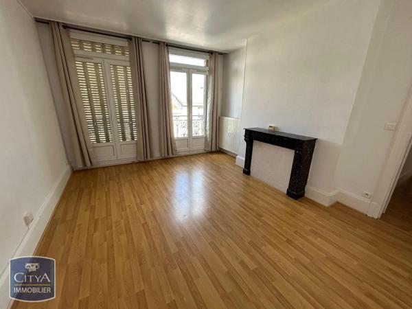 Appartement à louer 3 pièces 60.9m² Châlons-en-Champagne (51000)