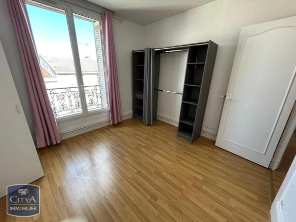 Appartement à louer 3 pièces 60.9m² Châlons-en-Champagne (51000)