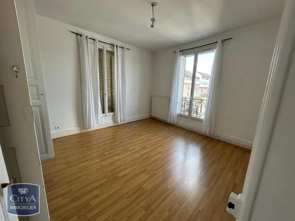 Appartement à louer 3 pièces 60.9m² Châlons-en-Champagne (51000)
