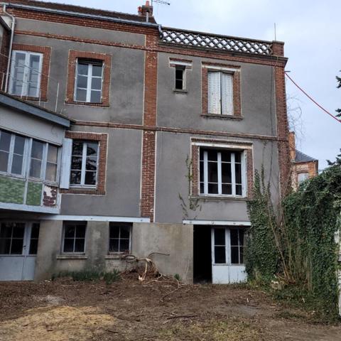Maison NONANCOURT- 8 pièce(s) - 195m2 - 6 chambres - Jardin - PRIX 149 990 HAI