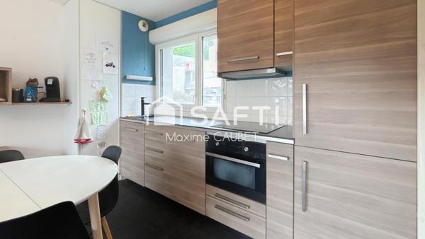 T3 dernier étage + 2 terrasses + garage – Péchabou