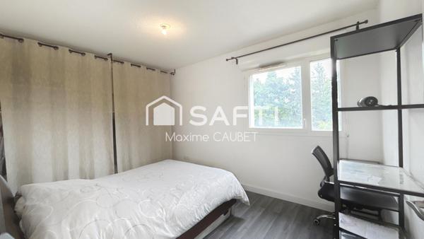 T3 dernier étage + 2 terrasses + garage – Péchabou