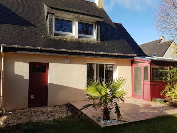 Landerneau (29800) Kergreis agréable maison sur terrain clos