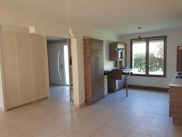 Landerneau (29800) Kergreis agréable maison sur terrain clos