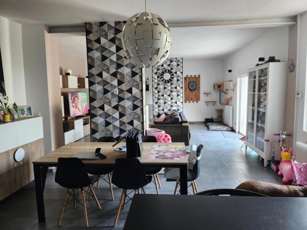 Maison de 120m2 5piéces terrasse et jardin