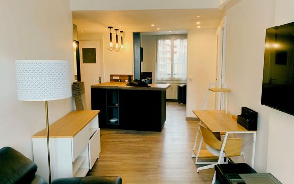 Appartement à louer    3 pièces • 60,47 m2 Lyon 3