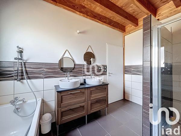 Maison à vendre 6 pièces 180 m² Salles