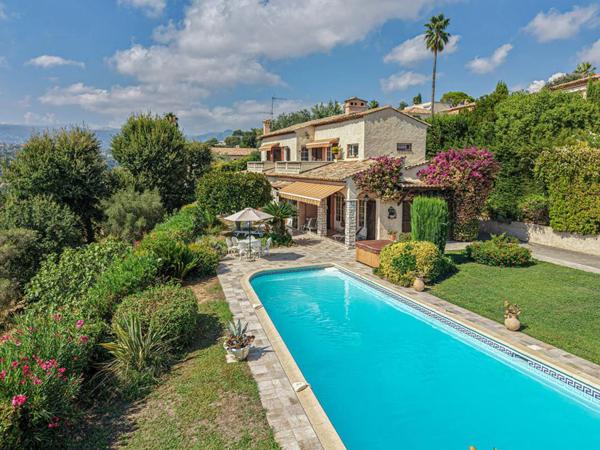Maison à vendre à Cagnes-sur-Mer (06800)