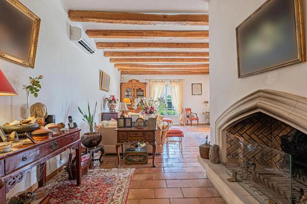 Maison à vendre à Cagnes-sur-Mer (06800)