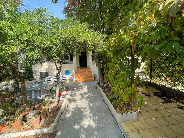 Maison 3 pièces-La Couronne