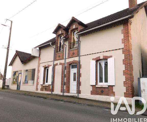 Maison à vendre 7 pièces 211 m² Salbris
