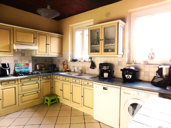 Maison à vendre 7 pièces 211 m² Salbris