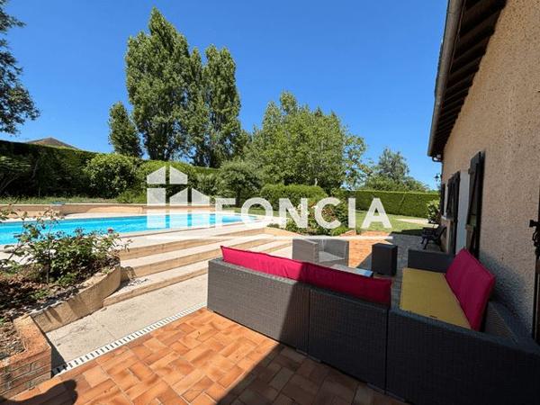 À vendre Maison 7 pièces 275 m² - Châtellerault 86100