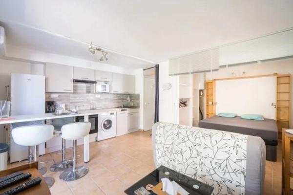 Rochelongue. Appartement 2 pièces en rez-de-jardin