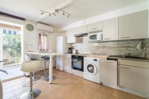 Rochelongue. Appartement 2 pièces en rez-de-jardin