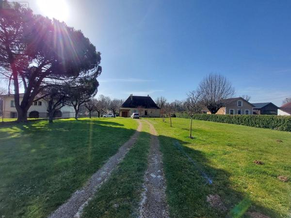 Maison à restaurer à vendre à Mouleydier en Dordogne (24520), ref : 18113/94